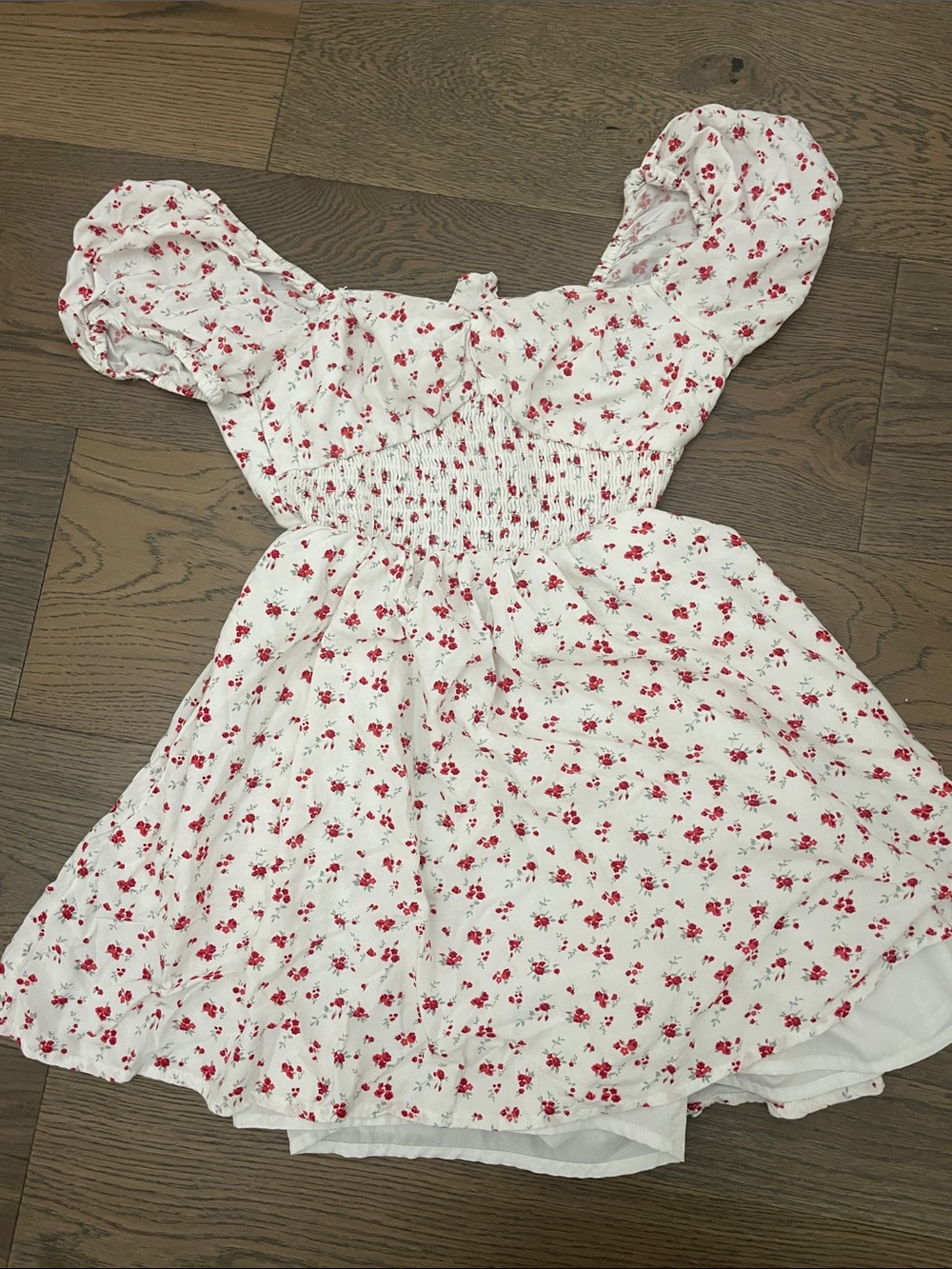 Hollister White Floral Puff-Sleeve Dress